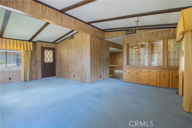 Detail Gallery Image 6 of 26 For 1387 Bishop, Hemet,  CA 92545 - 2 Beds | 2 Baths