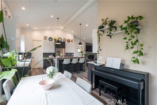 339 Penn Street, El Segundo CA: https://media.crmls.org/medias/7aa289c3-bea9-4f69-8732-31a61c549e0a.jpg