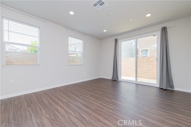 Detail Gallery Image 12 of 35 For 463 Meyer Pl, Upland,  CA 91786 - 3 Beds | 2/1 Baths