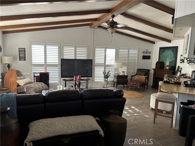 2662 Silver Oak Way, Hemet CA: https://media.crmls.org/medias/7aa2bd4a-f1da-465f-887f-9a141ec2f085.jpg