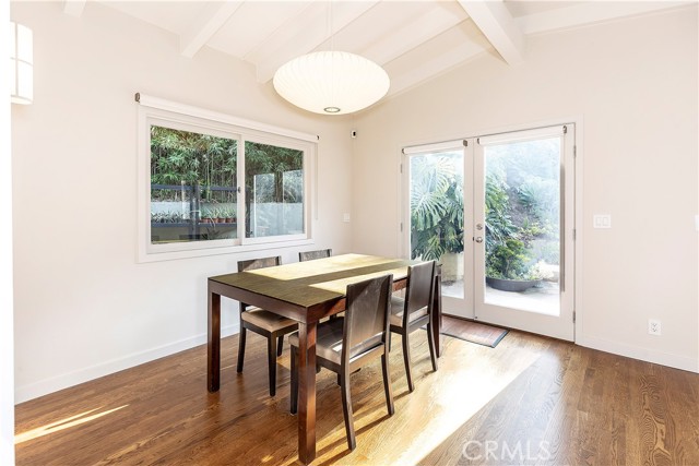Detail Gallery Image 38 of 54 For 2412 Canyon Oak Dr, Los Angeles,  CA 90068 - 3 Beds | 2 Baths