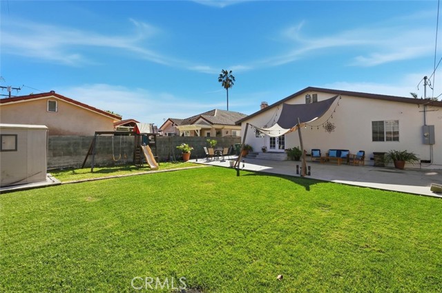 Detail Gallery Image 2 of 47 For 5017 W 118th Pl, Hawthorne,  CA 90250 - 5 Beds | 3 Baths