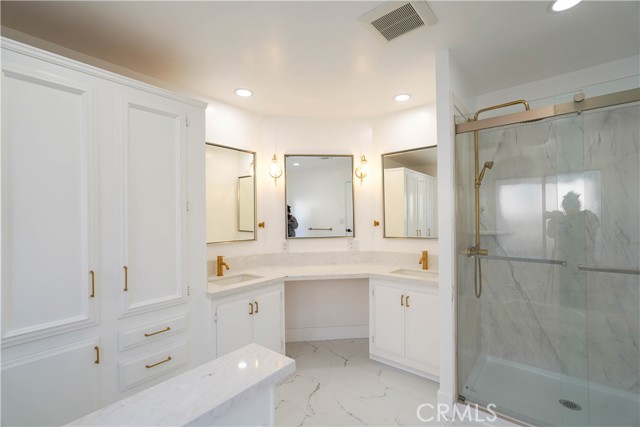 Detail Gallery Image 21 of 29 For 235 Silverlake Dr, Placentia,  CA 92870 - 3 Beds | 2 Baths