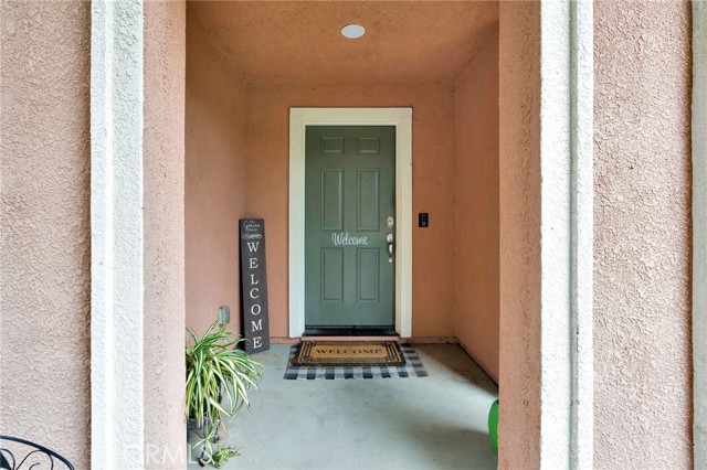 Detail Gallery Image 4 of 31 For 1418 Mandarin, Madera,  CA 93638 - 4 Beds | 2/1 Baths