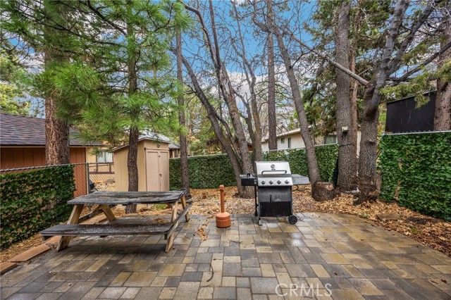 Detail Gallery Image 25 of 27 For 747 Holmes Ln, Sugarloaf,  CA 92386 - 2 Beds | 1 Baths