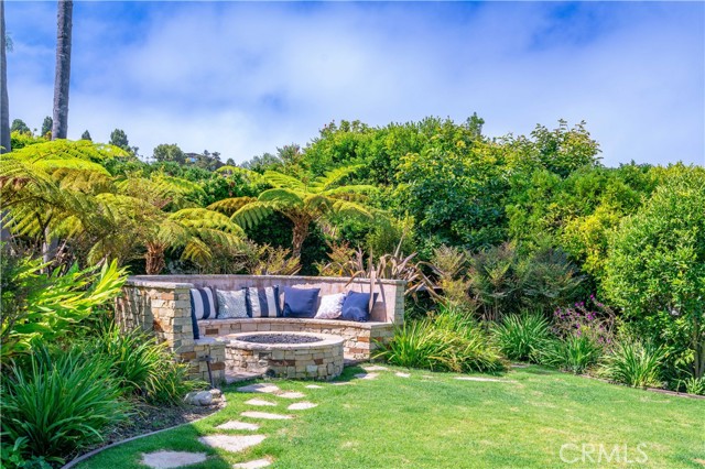 1232 Via Coronel, Palos Verdes Estates CA: https://media.crmls.org/medias/7aa5c9dd-da50-4671-820b-f81def6a31fd.jpg