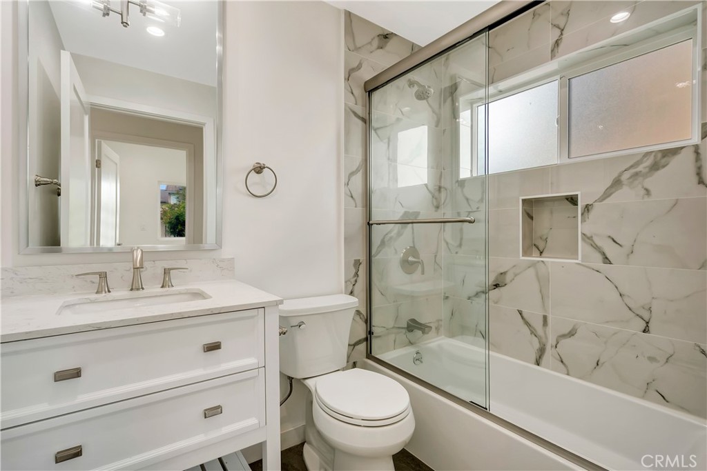 MLS #SR25263592 image #11