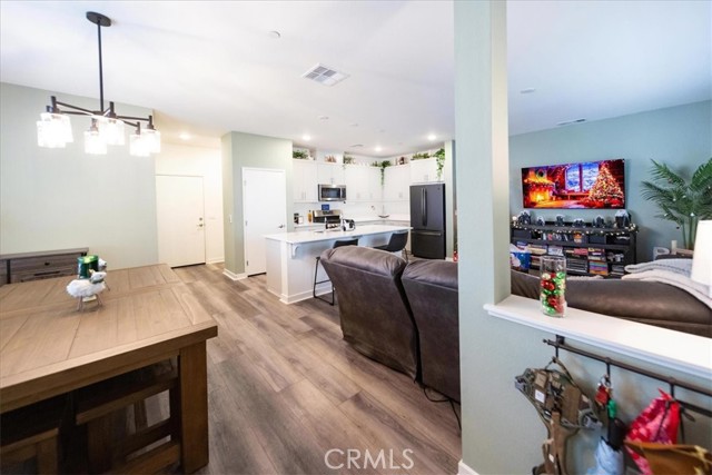 Detail Gallery Image 5 of 55 For 35157 Grove, Fallbrook,  CA 92028 - 4 Beds | 2/1 Baths