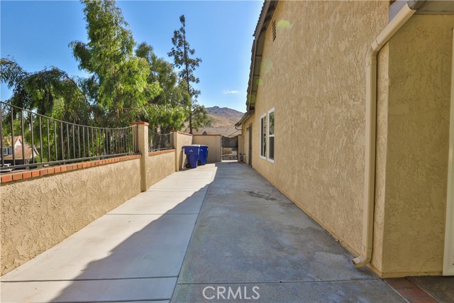 Detail Gallery Image 38 of 45 For 11287 Heathcliff Dr, Riverside,  CA 92505 - 4 Beds | 2 Baths