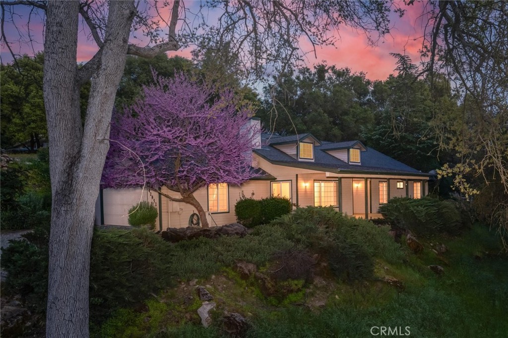 42852 Badger Circle Drive