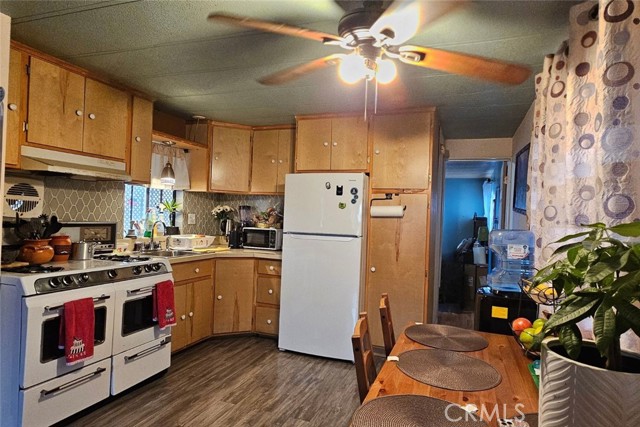 Front Image Thumbnail for CROC25276480