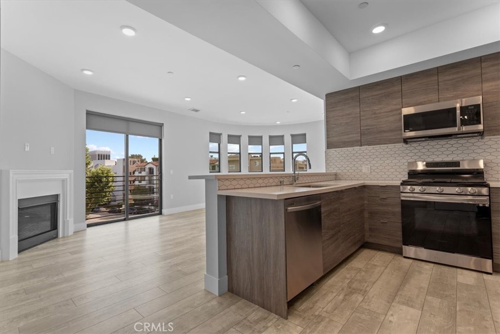 4383 Sepulveda Boulevard #201