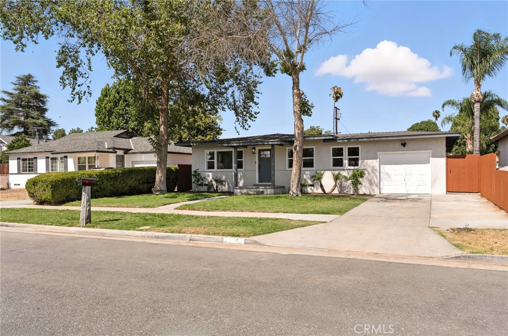 4165 Saint George Street