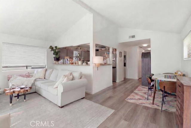 Detail Gallery Image 33 of 39 For 2103 Harriman, Redondo Beach,  CA 90278 - 4 Beds | 3 Baths