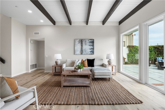 Detail Gallery Image 9 of 65 For 561 Avenida Buenos Aires, San Clemente,  CA 92672 - 3 Beds | 3/1 Baths