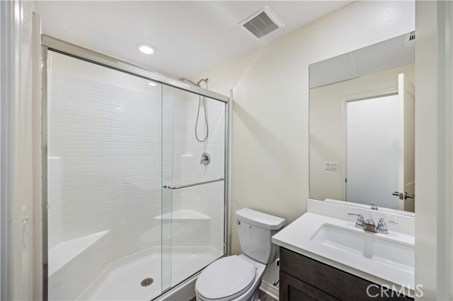 Detail Gallery Image 14 of 39 For 4803 S Jordan Ave, Ontario,  CA 91762 - 4 Beds | 3/1 Baths