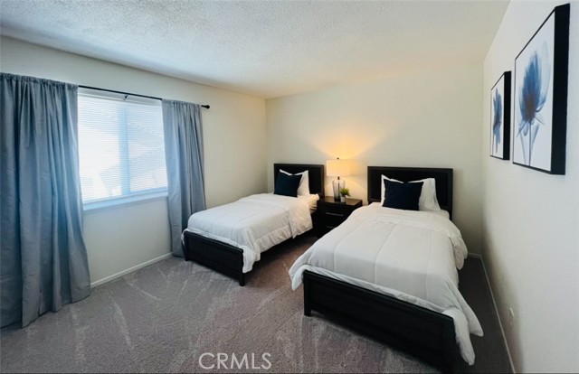 Detail Gallery Image 16 of 19 For 13330 Tamarisk Rd, Victorville,  CA 92395 - 3 Beds | 2/1 Baths