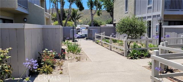 Detail Gallery Image 1 of 1 For 1307 W Cypress Ave #D3,  Lompoc,  CA 93436 - 2 Beds | 1/1 Baths