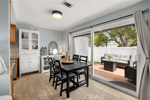 Detail Gallery Image 8 of 42 For 20276 Greenhill Lane #62,  Yorba Linda,  CA 92886 - 2 Beds | 1/1 Baths