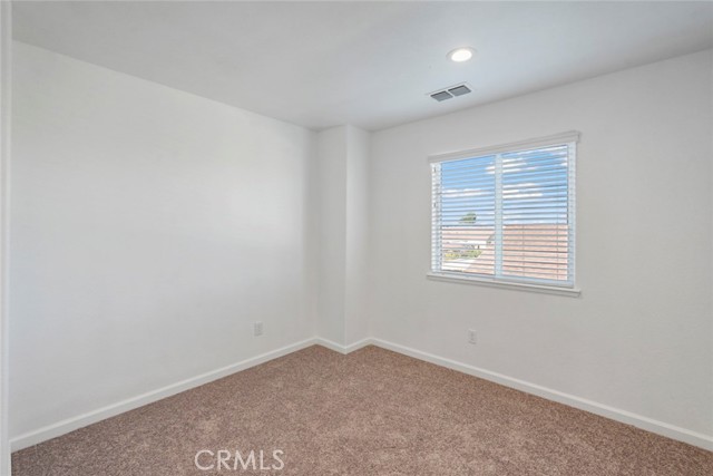 Detail Gallery Image 17 of 32 For 1416 Woodbury Ct, Merced,  CA 95348 - 5 Beds | 3 Baths