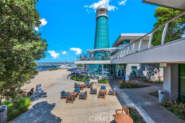 300 34th Street, Newport Beach CA: https://media.crmls.org/medias/7aaec610-fed1-412a-b4fa-df8e6d37ac7d.jpg