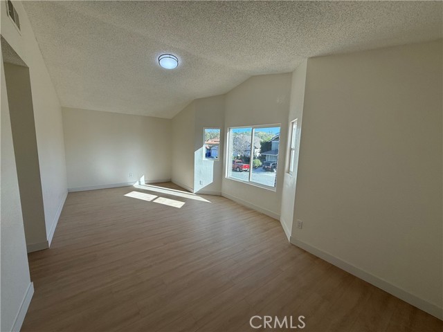 Detail Gallery Image 31 of 41 For 172 E Manchester, San Bernardino,  CA 92408 - 6 Beds | 3 Baths