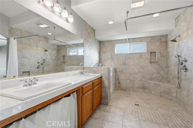 Detail Gallery Image 48 of 57 For 1095 W Saffron, Hanford,  CA 93230 - 4 Beds | 2 Baths