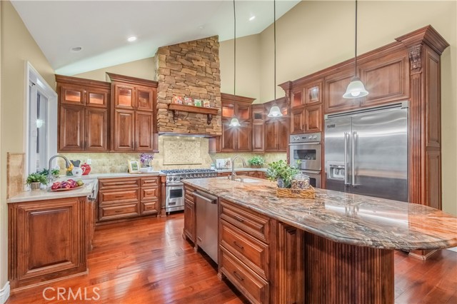 369 Ashbury Lane, Upland CA: https://media.crmls.org/medias/7ab0a83c-2909-4af8-86f5-ff91b85094ef.jpg