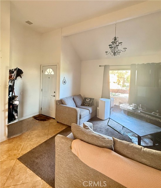 Detail Gallery Image 7 of 15 For 1440 W Edgehill #8,  San Bernardino,  CA 92405 - 2 Beds | 1 Baths