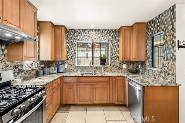 Detail Gallery Image 11 of 47 For 108 Valley View Dr, Oroville,  CA 95966 - 4 Beds | 3 Baths