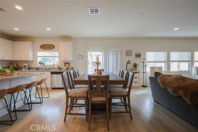 Detail Gallery Image 7 of 51 For 24155 Dusty Trail, Menifee,  CA 92587 - 4 Beds | 3/1 Baths