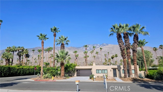 1190 S Calle Marcus, Palm Springs CA: https://media.crmls.org/medias/7ab2e397-ade3-48ed-97f3-0d5c104a003f.jpg