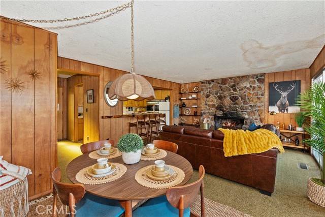 Detail Gallery Image 11 of 39 For 40192 Narrow Ln, Big Bear Lake,  CA 92315 - 3 Beds | 2 Baths