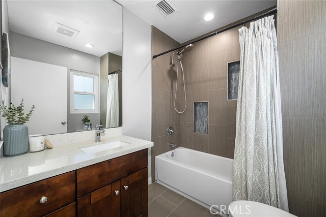 4513 E Cervato Street, Long Beach CA: https://media.crmls.org/medias/7ab3b739-0215-4fcb-9b54-36b97094170d.jpg