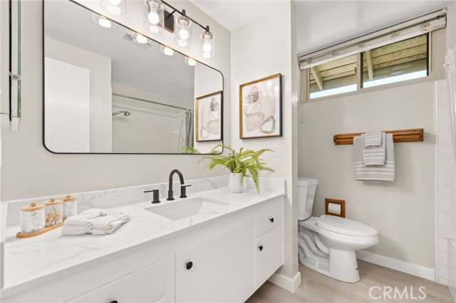 427 Canoe Cove Drive, Diamond Bar CA: https://media.crmls.org/medias/7ab4f2a6-9696-45b8-8c8c-6cc7d8b0c10f.jpg