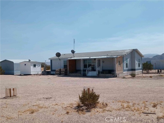 Detail Gallery Image 6 of 75 For 44855 Black Butt Rd, Newberry Springs,  CA 92365 - 3 Beds | 2 Baths