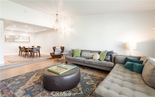 4031 Rousseau Lane, Palos Verdes Peninsula, California 90274, 3 Bedrooms Bedrooms, ,2 BathroomsBathrooms,Residential,Sold,Rousseau,PV22183505