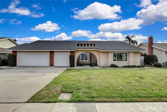 Detail Gallery Image 2 of 36 For 1922 Citruswood St, La Verne,  CA 91750 - 4 Beds | 2 Baths