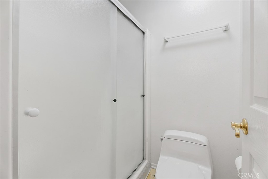 https://media.crmls.org/medias/7ab67ce8-abad-419a-8789-1cee256cd451.jpg?preset=X-Large