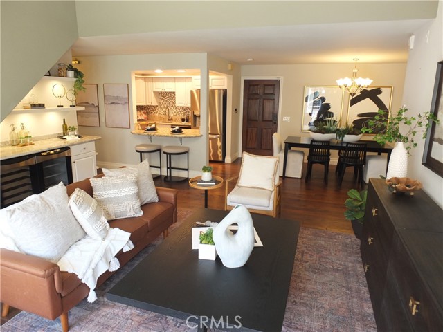 4138 E Mendez Street, Long Beach CA: https://media.crmls.org/medias/7ab68949-4823-4548-90da-a5771c23f43e.jpg