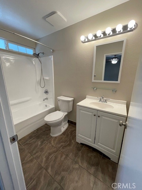 5674 Avenue Juan Bautista, Jurupa Valley CA: https://media.crmls.org/medias/7ab76571-1b52-47e3-a17d-9675f96ed039.jpg