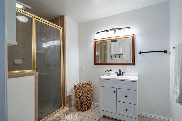 1917 N Britton Drive, Long Beach CA: https://media.crmls.org/medias/7ab87ddc-47ff-41e5-896b-24213e06ecf6.jpg
