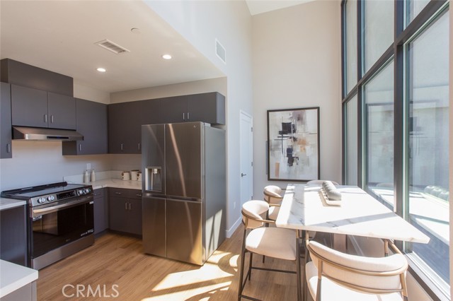Detail Gallery Image 2 of 33 For 3682 Harriman Ave #2,  El Sereno,  CA 90032 - 3 Beds | 3/1 Baths