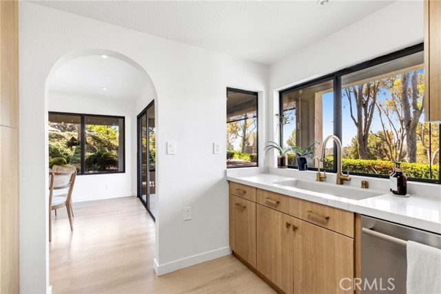 Detail Gallery Image 8 of 41 For 23267 Cherry Hill St, Mission Viejo,  CA 92692 - 2 Beds | 2 Baths