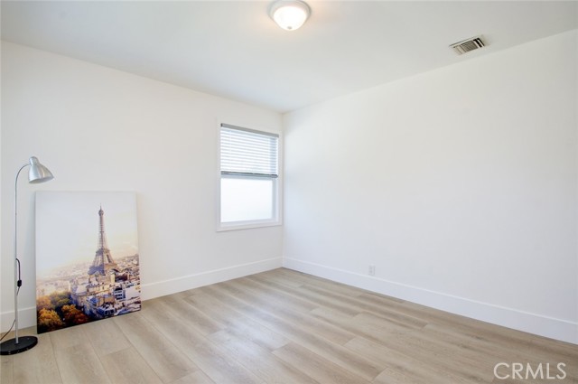 Detail Gallery Image 21 of 33 For 3280 Orlando Rd, Pasadena,  CA 91107 - 3 Beds | 2 Baths