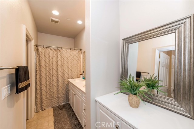 Detail Gallery Image 8 of 13 For 1020 Lime Tree Pl, Fullerton,  CA 92833 - 3 Beds | 3/1 Baths