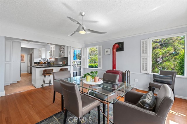 1800 Highland Avenue, Manhattan Beach CA: https://media.crmls.org/medias/7aba2fed-bad6-4af3-a2c8-5672069925e1.jpg