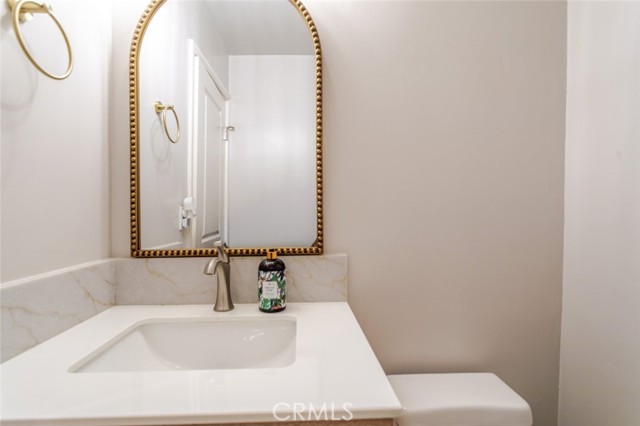 Detail Gallery Image 35 of 51 For 19707 Green Mountain Dr, Newhall,  CA 91321 - 4 Beds | 3 Baths