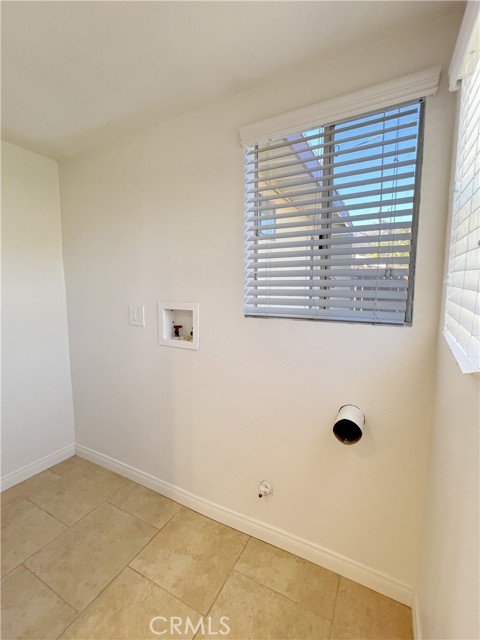 1326 Elmhurst Avenue, Duarte CA: https://media.crmls.org/medias/7abcc8c5-decc-465e-9e82-5c4d49c1ca80.jpg