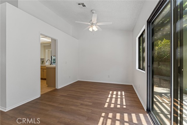 Detail Gallery Image 7 of 37 For 44204 Galion Ave, Lancaster,  CA 93536 - 4 Beds | 2 Baths